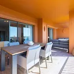 Cozy Living Space Near Scenic Golf Greens! Holiday home Estepona
