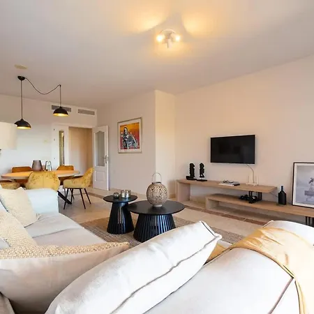 Cozy Living Space Near Scenic Golf Greens! Prázdninový dům
