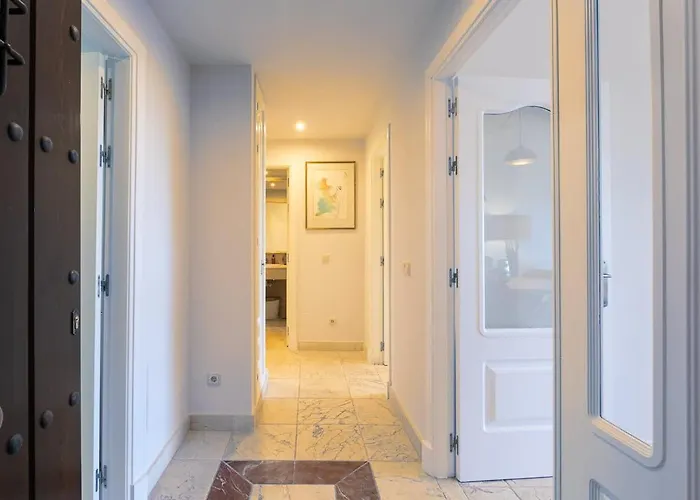 Cozy Living Space Near Scenic Golf Greens! 펜션