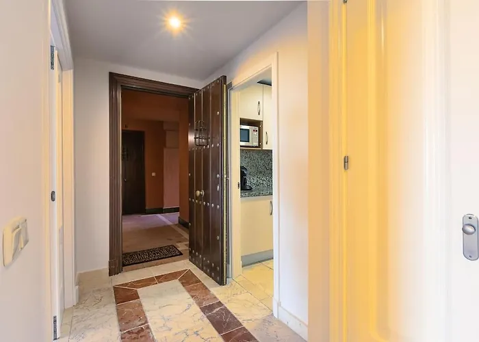 Cozy Living Space Near Scenic Golf Greens! *